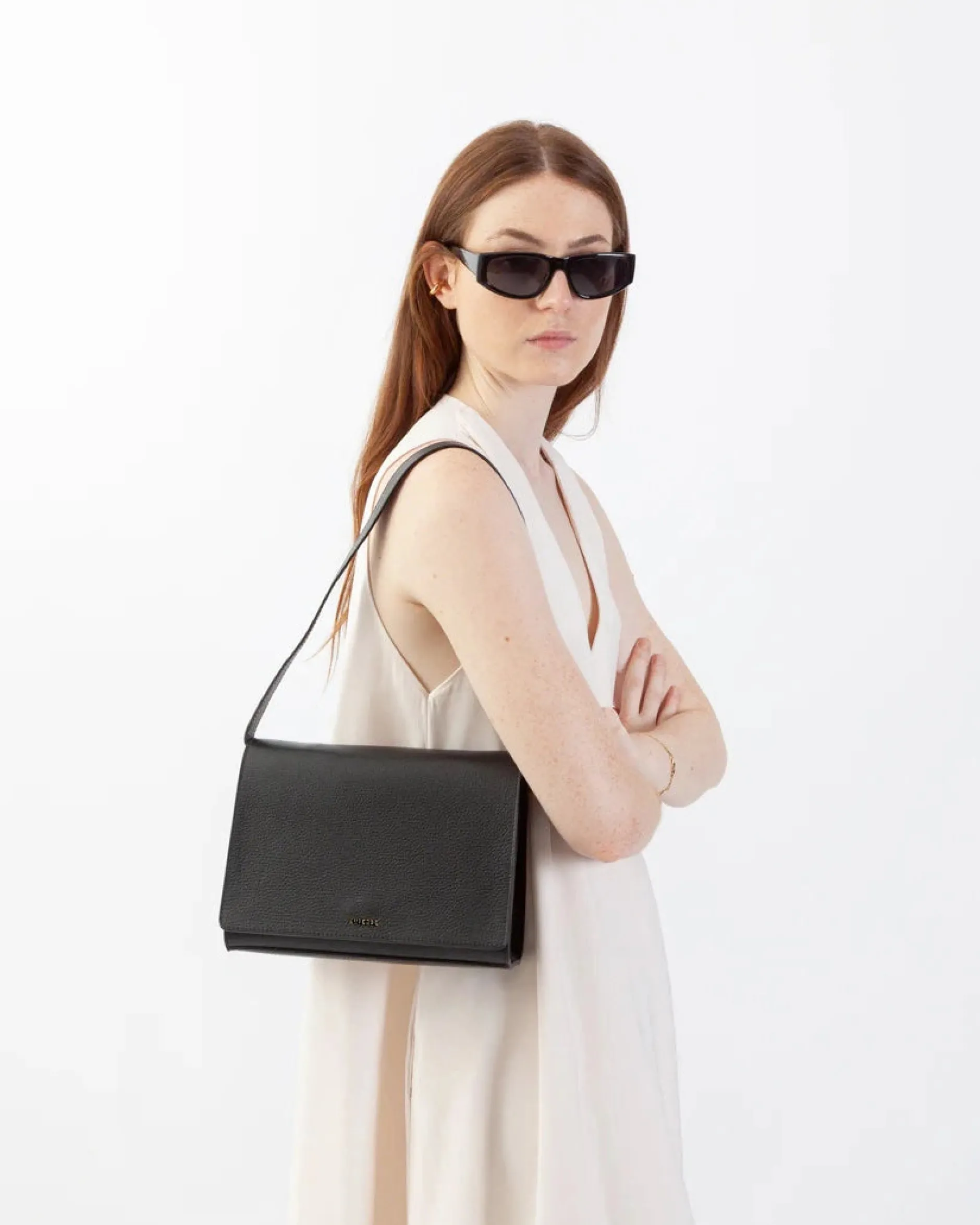 isidora_black_martellato_1.webp Clearance Euterpe Studio Isidora Black Martellato